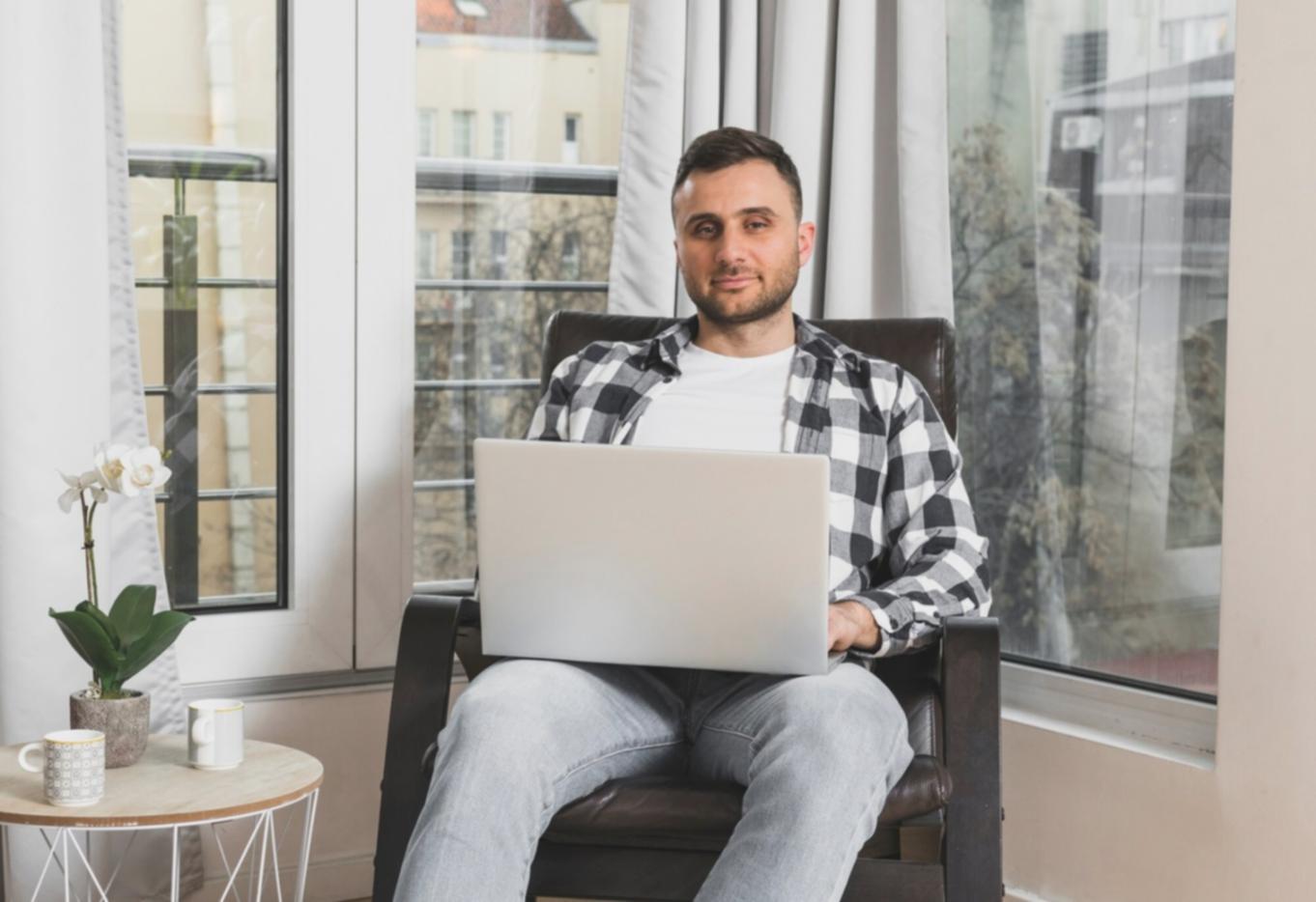 Geschäftstreffen mit Präsentation von Forschungsergebnissen